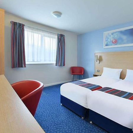 Travelodge Milton Keynes Old Stratford 客房 照片