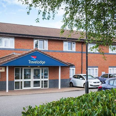Travelodge Milton Keynes Old Stratford 外观 照片